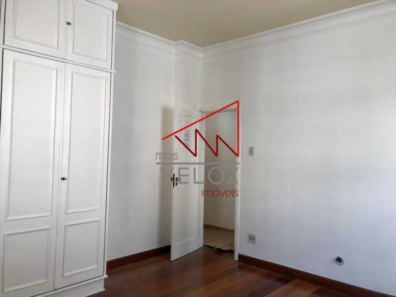 Apartamento à venda com 3 quartos, 147m² - Foto 12