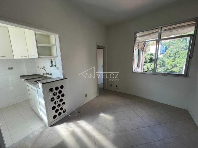 Apartamento à venda com 1 quarto, 31m² - Foto 1