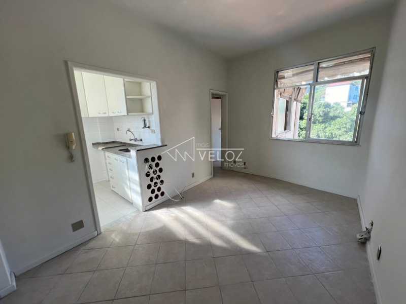 Apartamento à venda com 1 quarto, 31m² - Foto 4