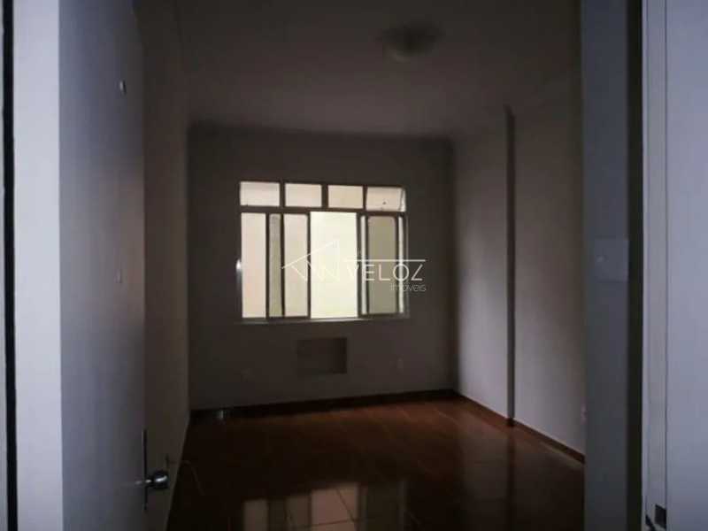 Apartamento à venda com 1 quarto, 38m² - Foto 10