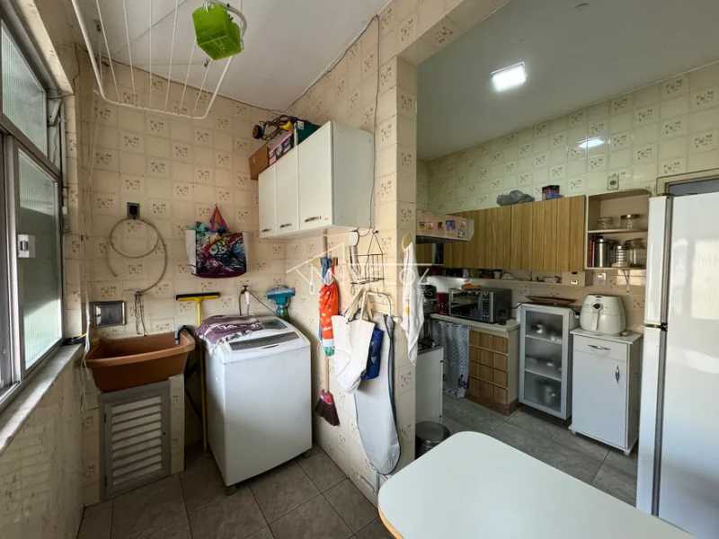 Apartamento à venda com 2 quartos, 64m² - Foto 10