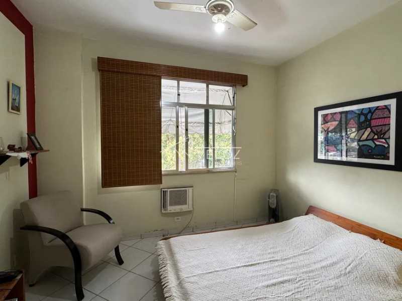 Apartamento à venda com 2 quartos, 64m² - Foto 9