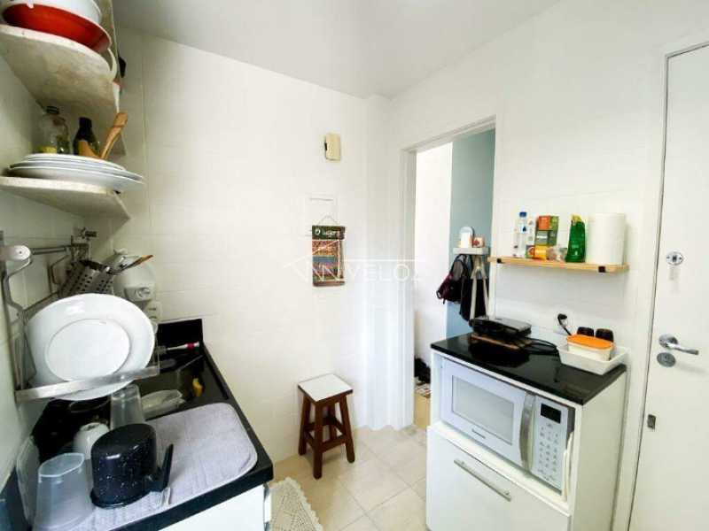 Apartamento à venda com 1 quarto, 56m² - Foto 11