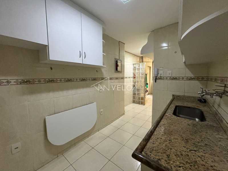 Apartamento à venda com 3 quartos, 135m² - Foto 18