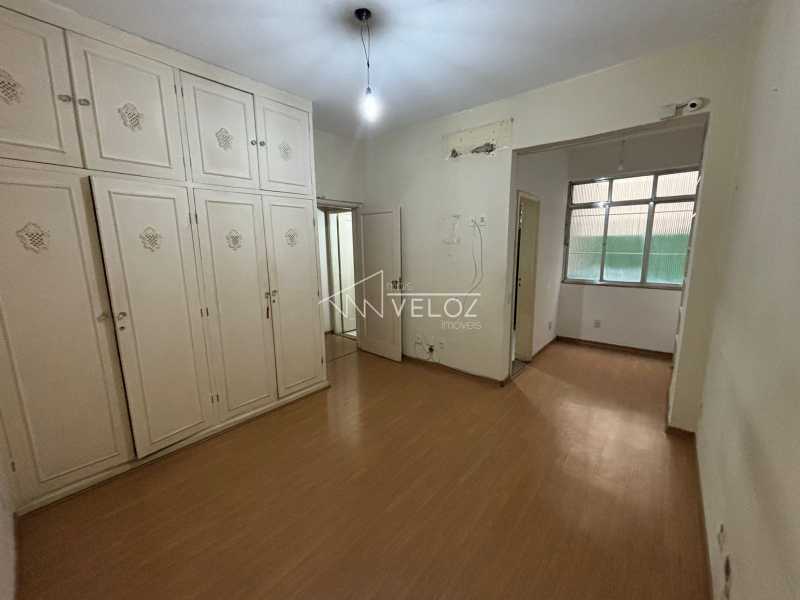 Apartamento à venda com 3 quartos, 135m² - Foto 8