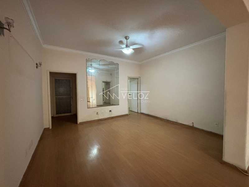 Apartamento à venda com 3 quartos, 135m² - Foto 5