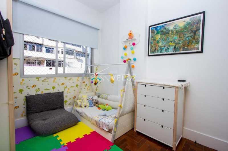 Apartamento à venda com 2 quartos, 62m² - Foto 12