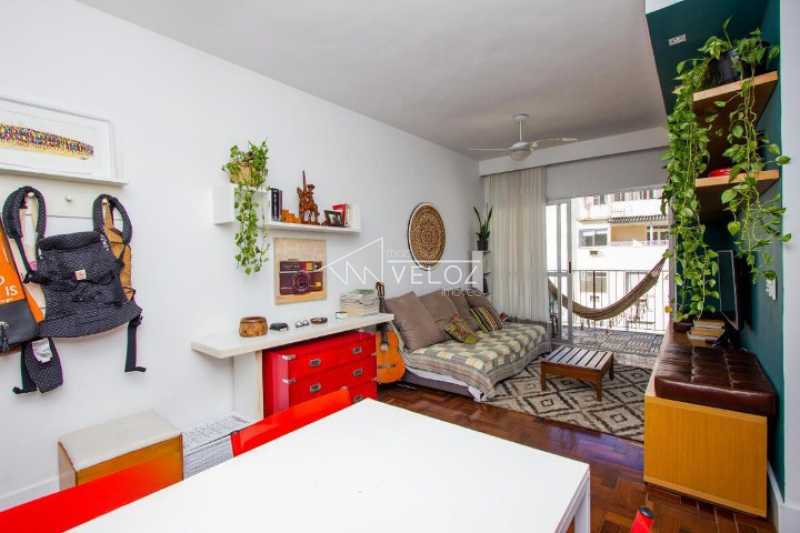 Apartamento à venda com 2 quartos, 62m² - Foto 4