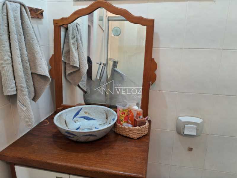 Apartamento à venda com 2 quartos, 64m² - Foto 12