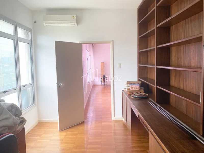 Apartamento à venda com 4 quartos, 170m² - Foto 6