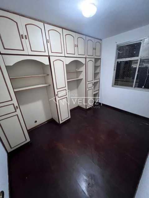 Apartamento à venda com 2 quartos, 75m² - Foto 8