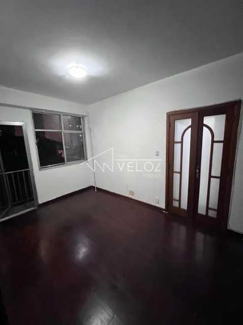 Apartamento à venda com 2 quartos, 75m² - Foto 3