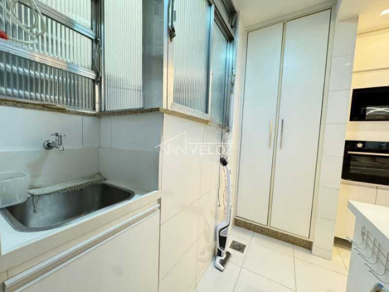 Apartamento à venda com 2 quartos, 70m² - Foto 11