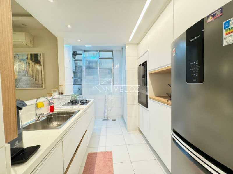 Apartamento à venda com 2 quartos, 70m² - Foto 5