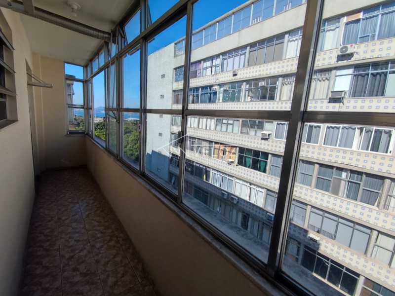 Apartamento à venda com 2 quartos, 65m² - Foto 1