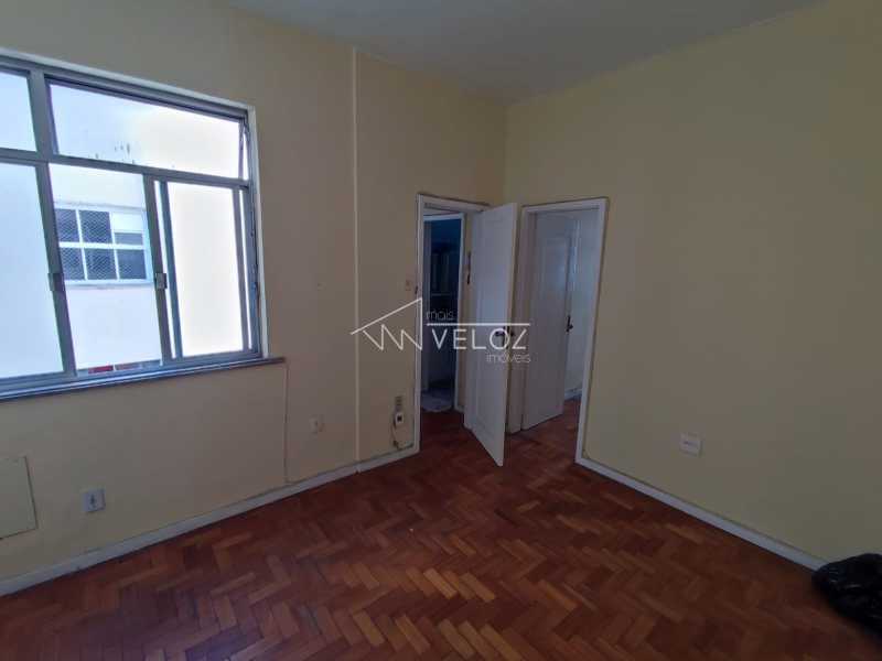 Apartamento à venda com 2 quartos, 65m² - Foto 7