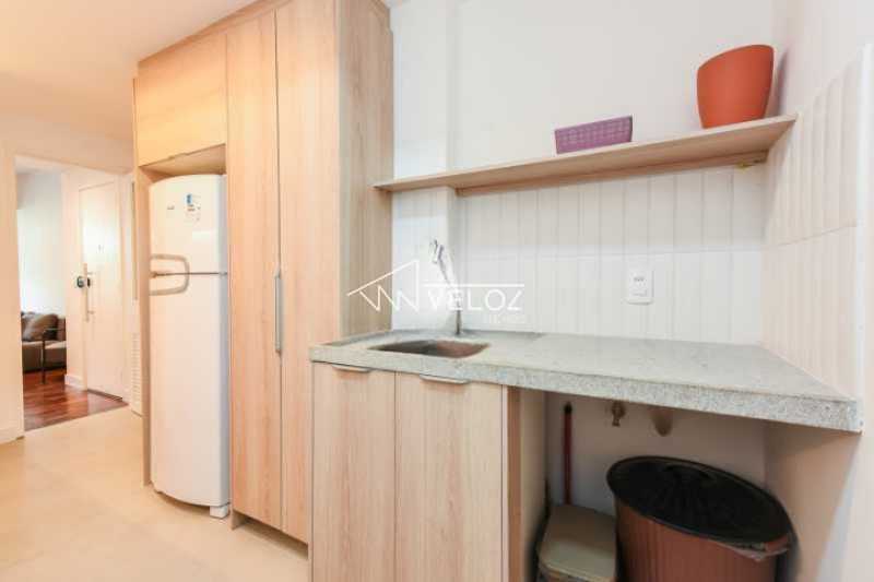 Apartamento à venda com 2 quartos, 75m² - Foto 19