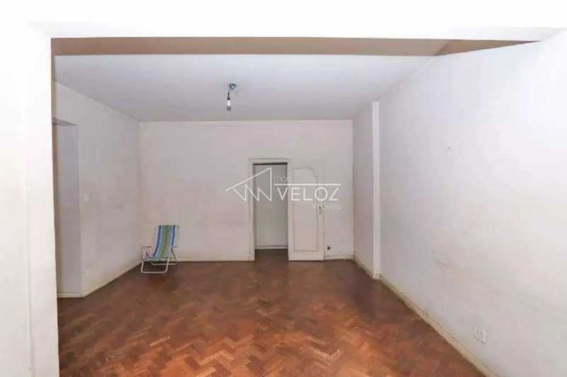 Apartamento à venda com 3 quartos, 121m² - Foto 1