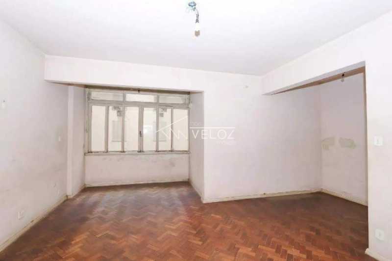 Apartamento à venda com 3 quartos, 121m² - Foto 8