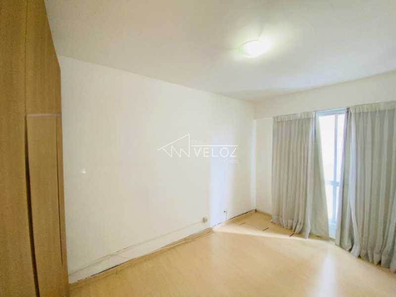 Apartamento à venda com 2 quartos, 66m² - Foto 13