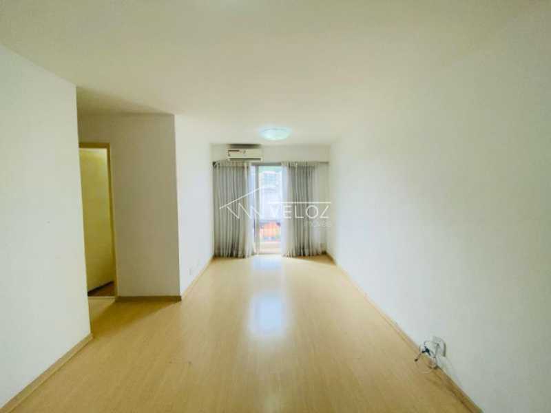 Apartamento à venda com 2 quartos, 66m² - Foto 24