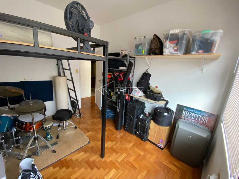 Apartamento à venda com 2 quartos, 72m² - Foto 9