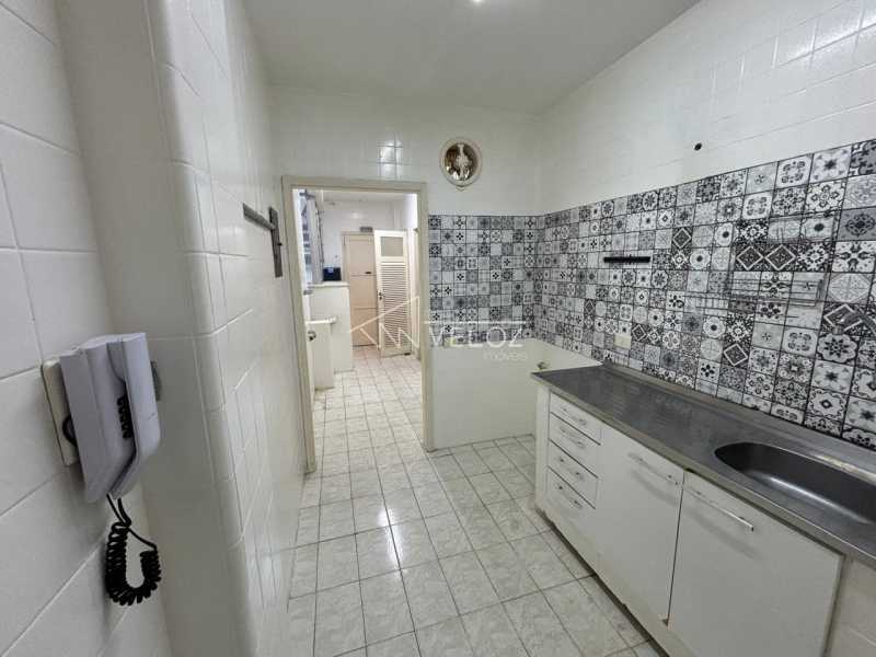 Apartamento à venda com 2 quartos, 74m² - Foto 6