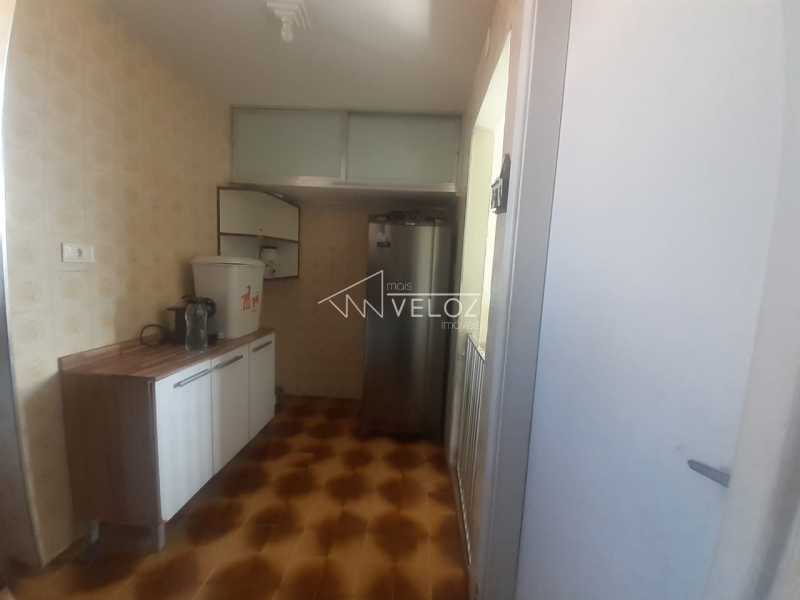 Apartamento à venda com 1 quarto, 48m² - Foto 14