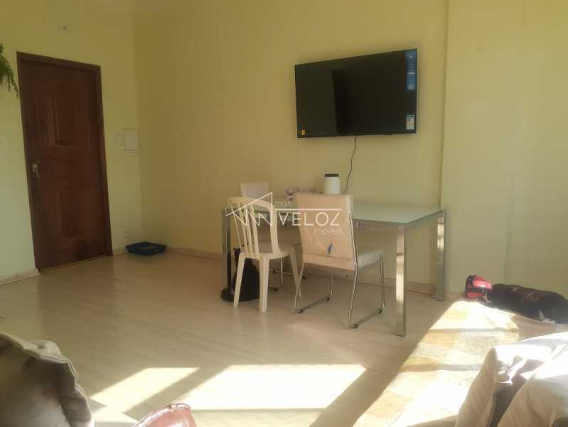 Apartamento à venda com 1 quarto, 48m² - Foto 11