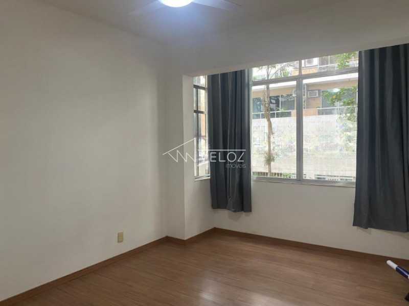 Apartamento à venda com 2 quartos, 65m² - Foto 1