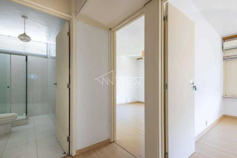 Apartamento à venda com 4 quartos, 242m² - Foto 11