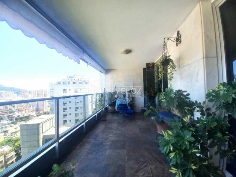 Apartamento à venda com 3 quartos, 162m² - Foto 14