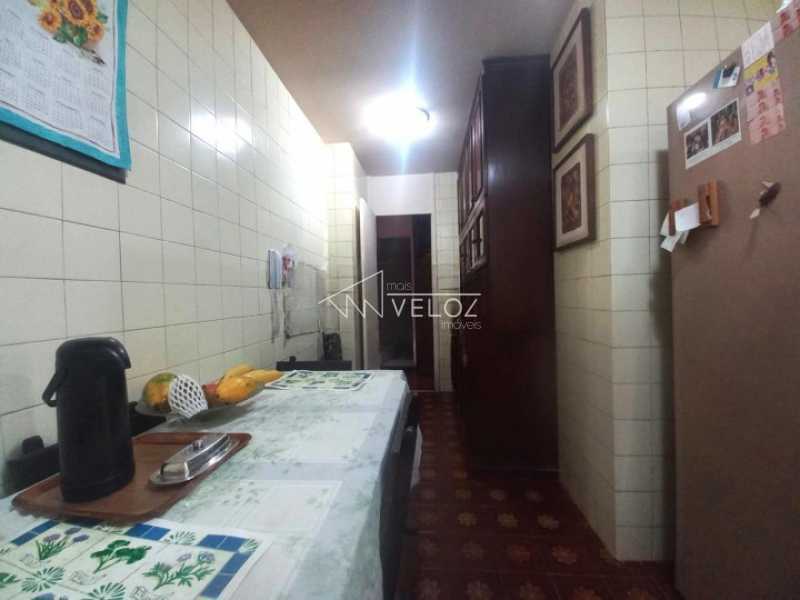 Apartamento à venda com 3 quartos, 162m² - Foto 17