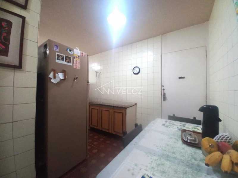 Apartamento à venda com 3 quartos, 162m² - Foto 25