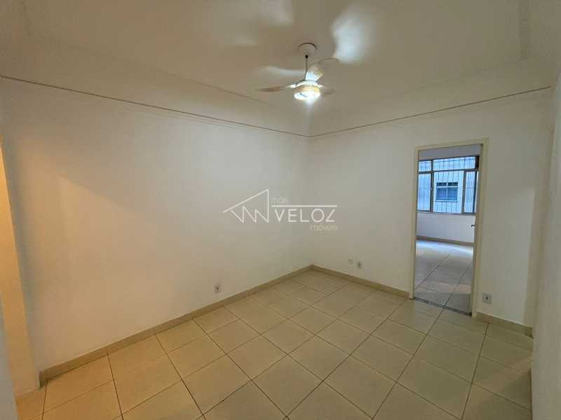 Apartamento à venda com 2 quartos, 53m² - Foto 2