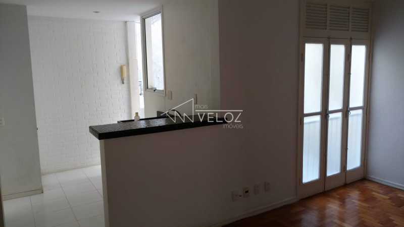 Apartamento à venda com 2 quartos, 61m² - Foto 5