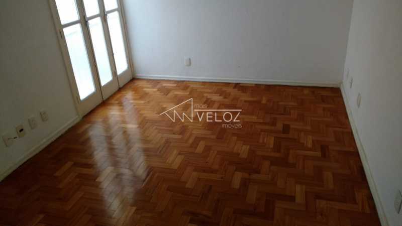 Apartamento à venda com 2 quartos, 61m² - Foto 15