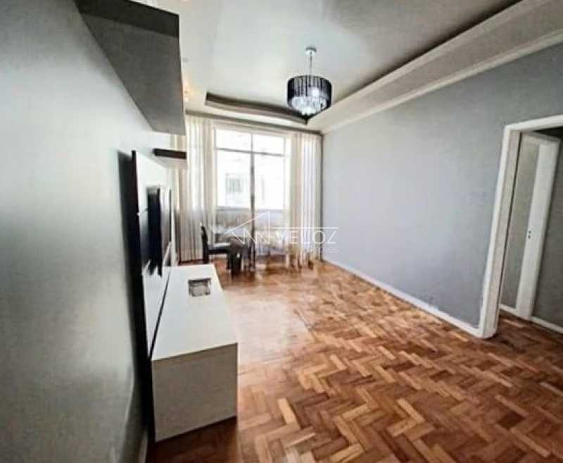 Apartamento à venda com 2 quartos, 84m² - Foto 1