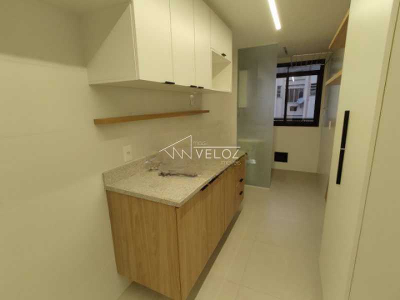 Apartamento à venda com 3 quartos, 107m² - Foto 3