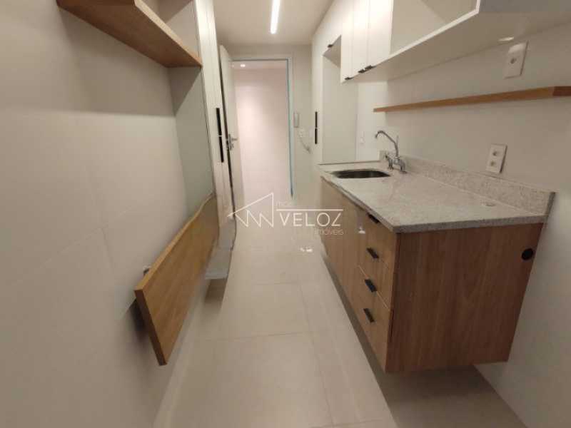 Apartamento à venda com 3 quartos, 107m² - Foto 4