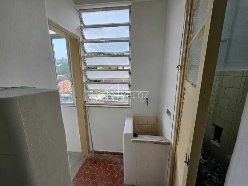 Apartamento à venda com 3 quartos, 79m² - Foto 15