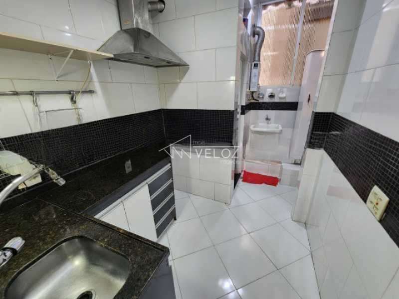 Apartamento à venda com 2 quartos, 57m² - Foto 6