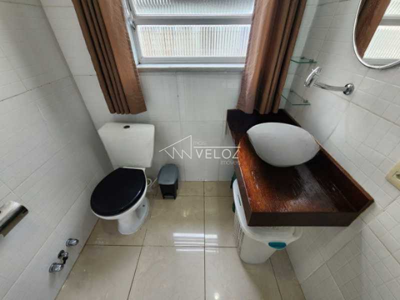 Apartamento à venda com 2 quartos, 57m² - Foto 11