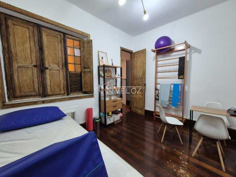 Casa de Vila à venda com 7 quartos, 144m² - Foto 10