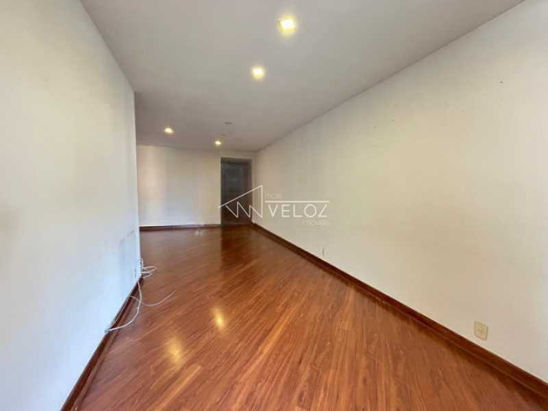 Apartamento à venda com 3 quartos, 150m² - Foto 4