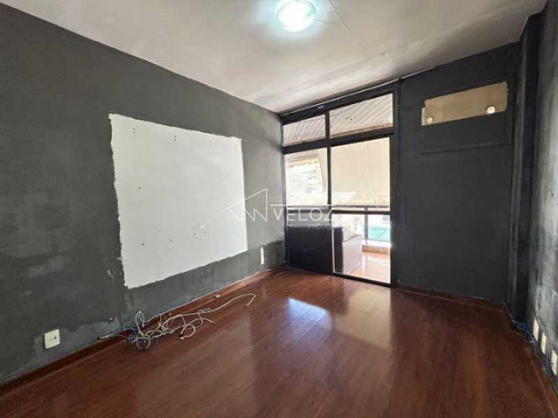 Apartamento à venda com 3 quartos, 150m² - Foto 12