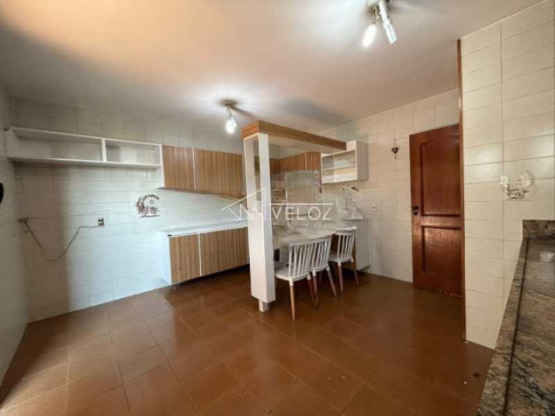 Apartamento à venda com 3 quartos, 150m² - Foto 16