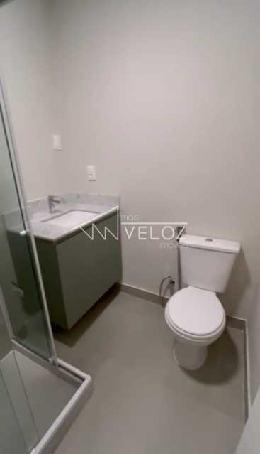 Apartamento à venda com 2 quartos, 67m² - Foto 2