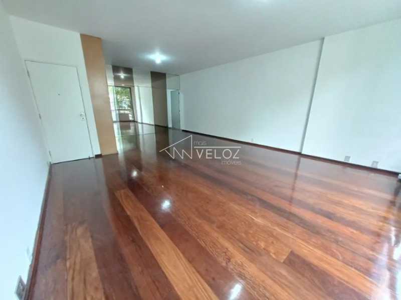 Apartamento à venda com 3 quartos, 155m² - Foto 18