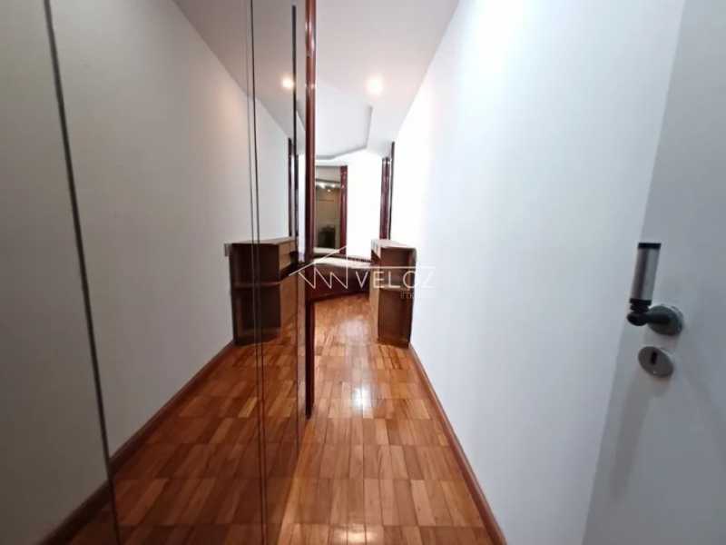 Apartamento à venda com 3 quartos, 155m² - Foto 9